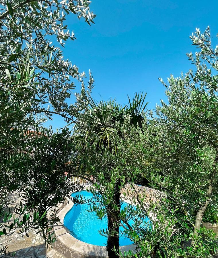 Apartments Villa Klaudia - Adults Only Crikvenica Exterior foto