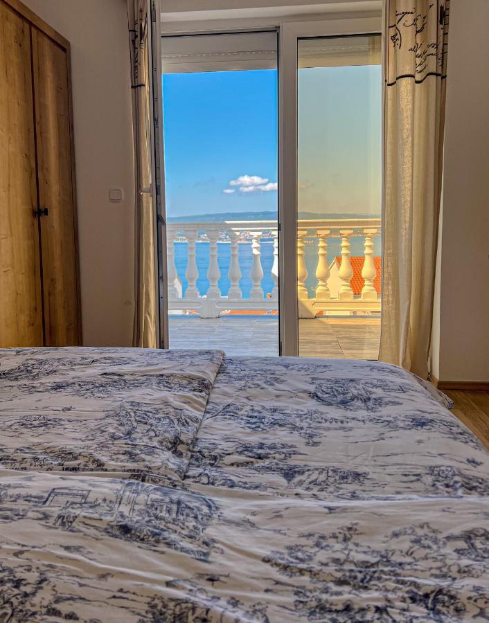 Apartments Villa Klaudia - Adults Only Crikvenica Exterior foto