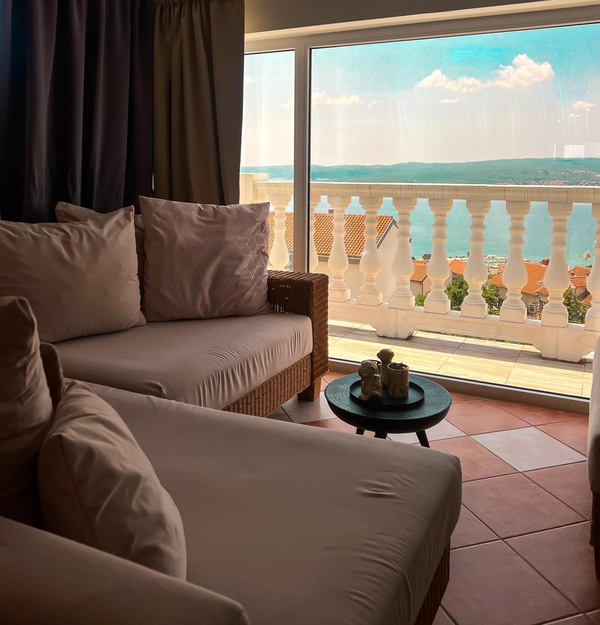Apartments Villa Klaudia - Adults Only Crikvenica Exterior foto