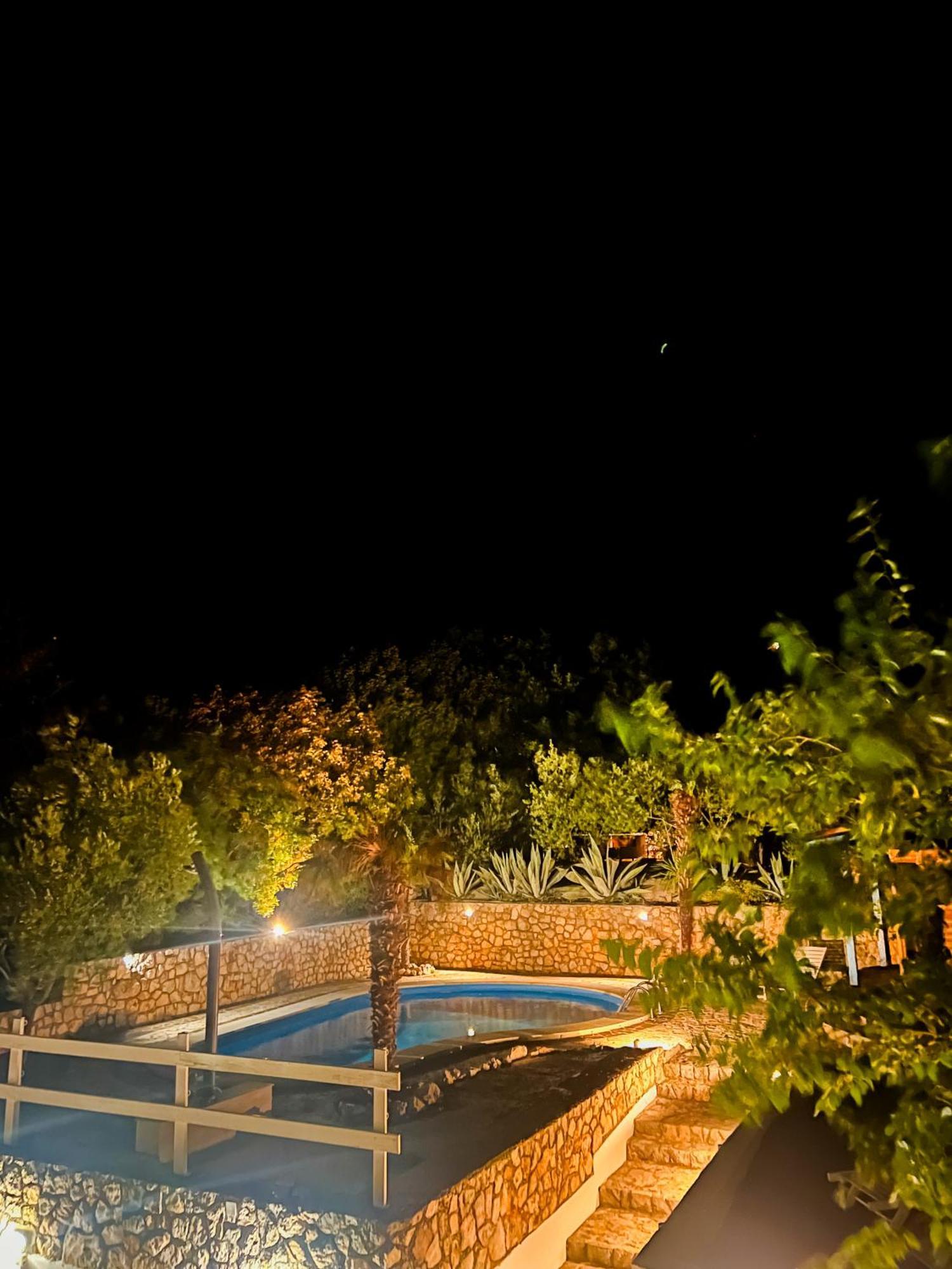 Apartments Villa Klaudia - Adults Only Crikvenica Exterior foto